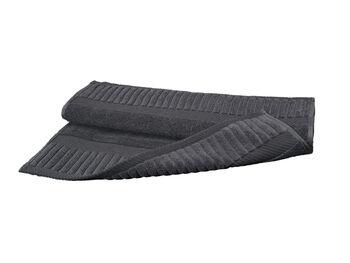 أبنوسي داكن