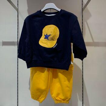 الأزرق الداكن