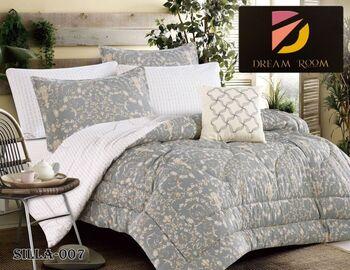 متعدد الألوان