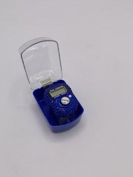 الأزرق الداكن